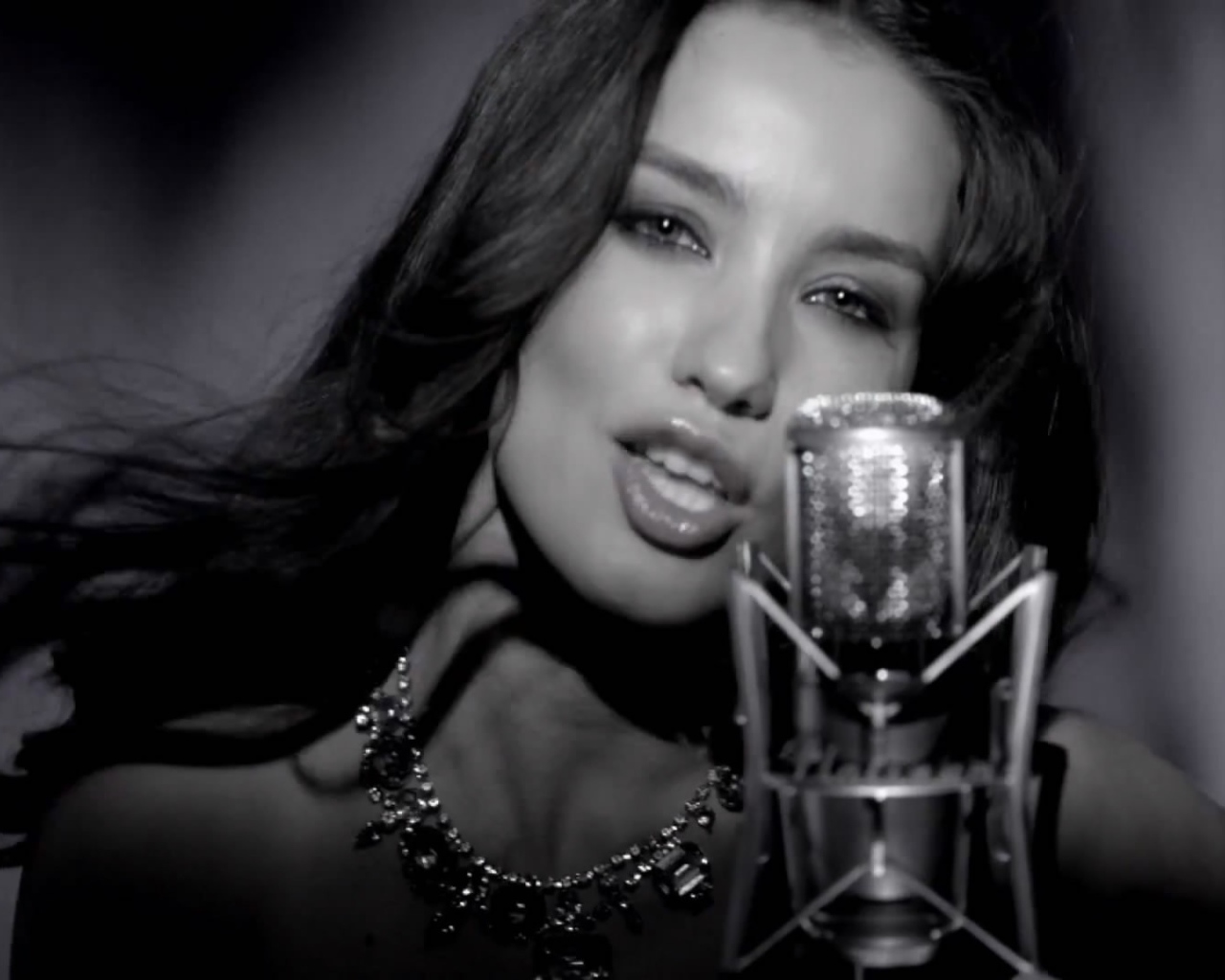 Прекрасная актриса Виктория Дайненко