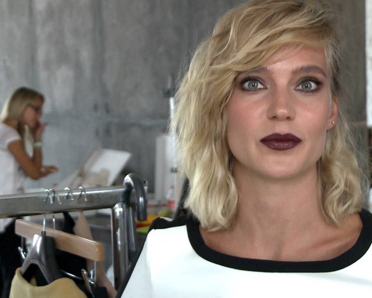 Очаровательная актриса Глюкоза