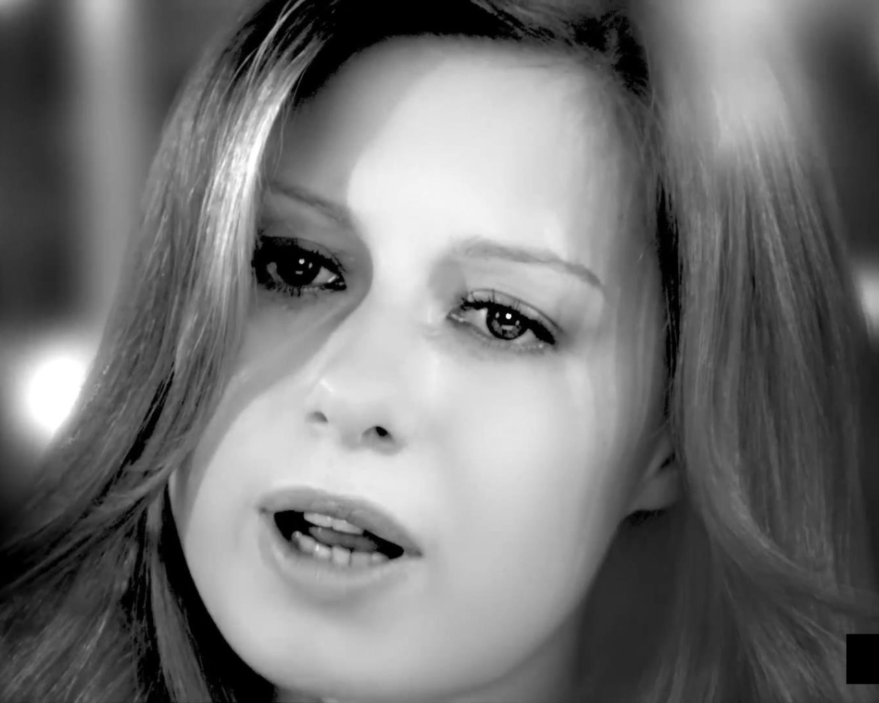 Популярная Юлия Савичева