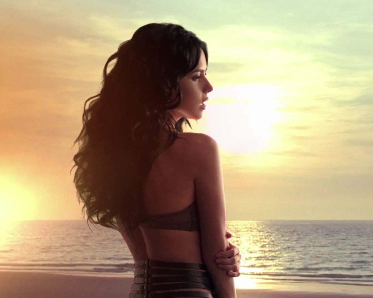 Знаменитая Юлия Савичева