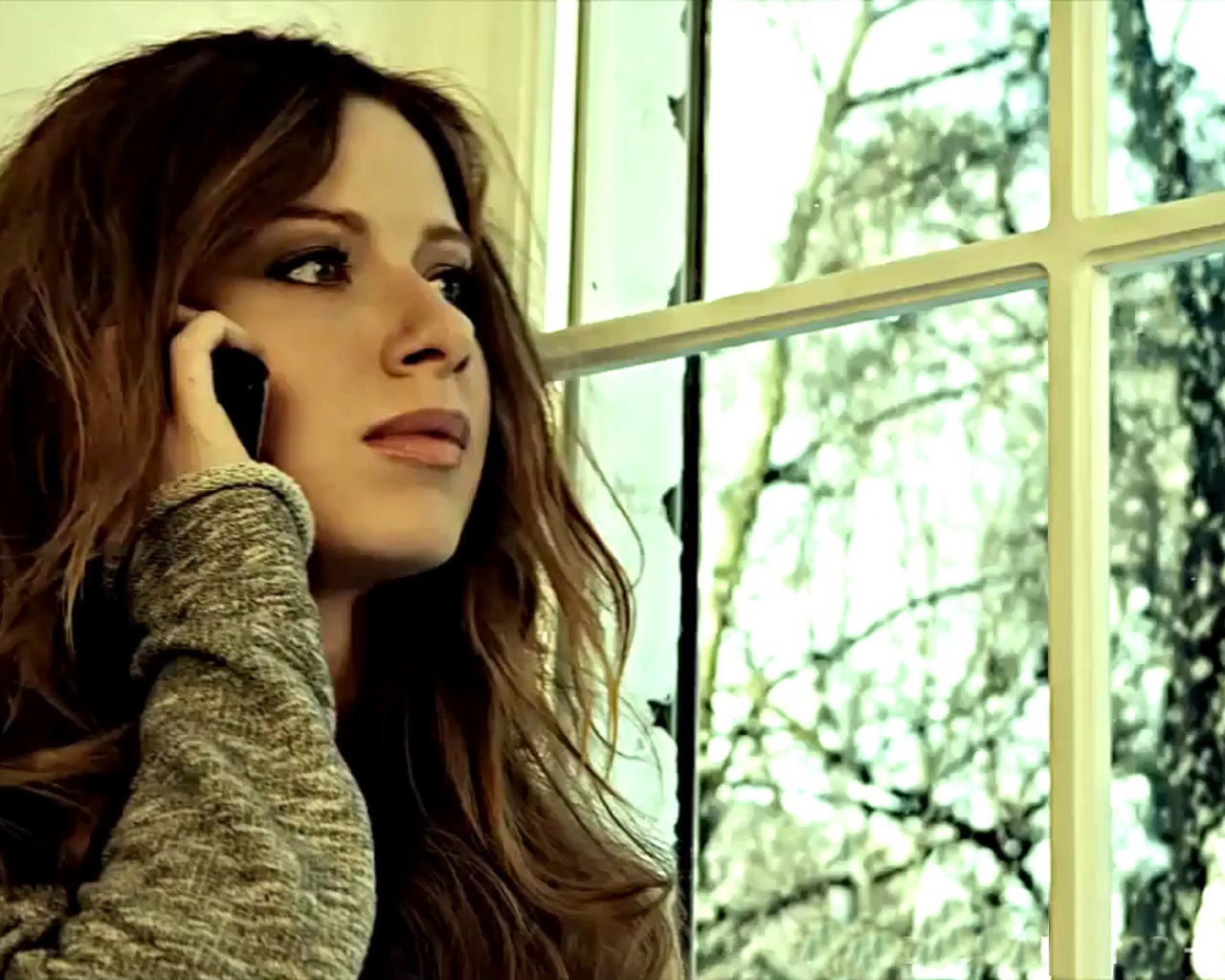 Знаменитая актриса Юлия Савичева