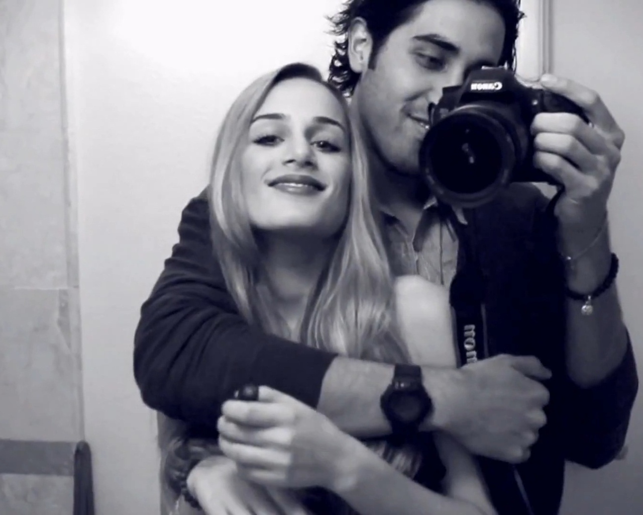 Прекрасная актриса Юлия Савичева