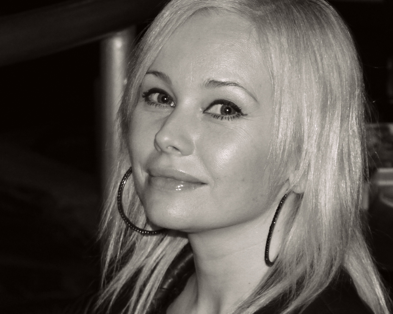 Знаменитая актриса Елена Корикова