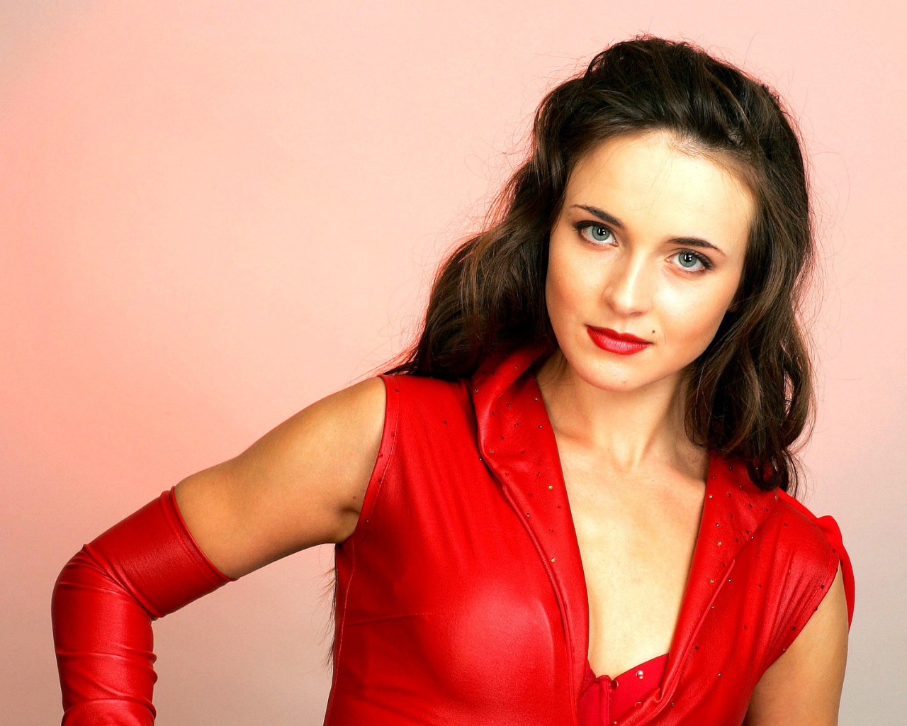 Популярная Анна Снаткина