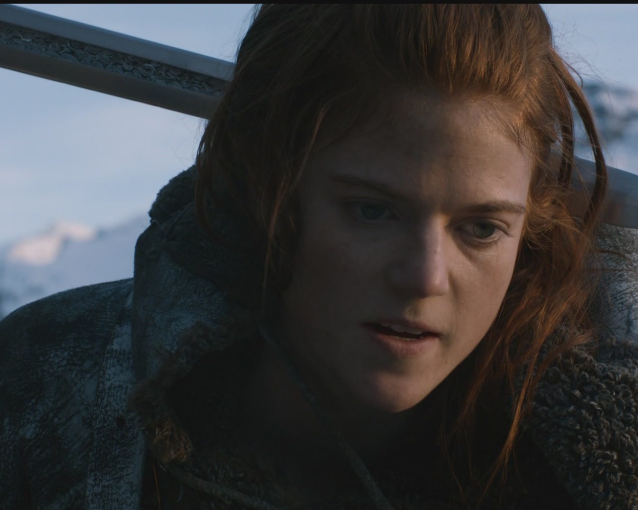 Модель Роуз Лесли