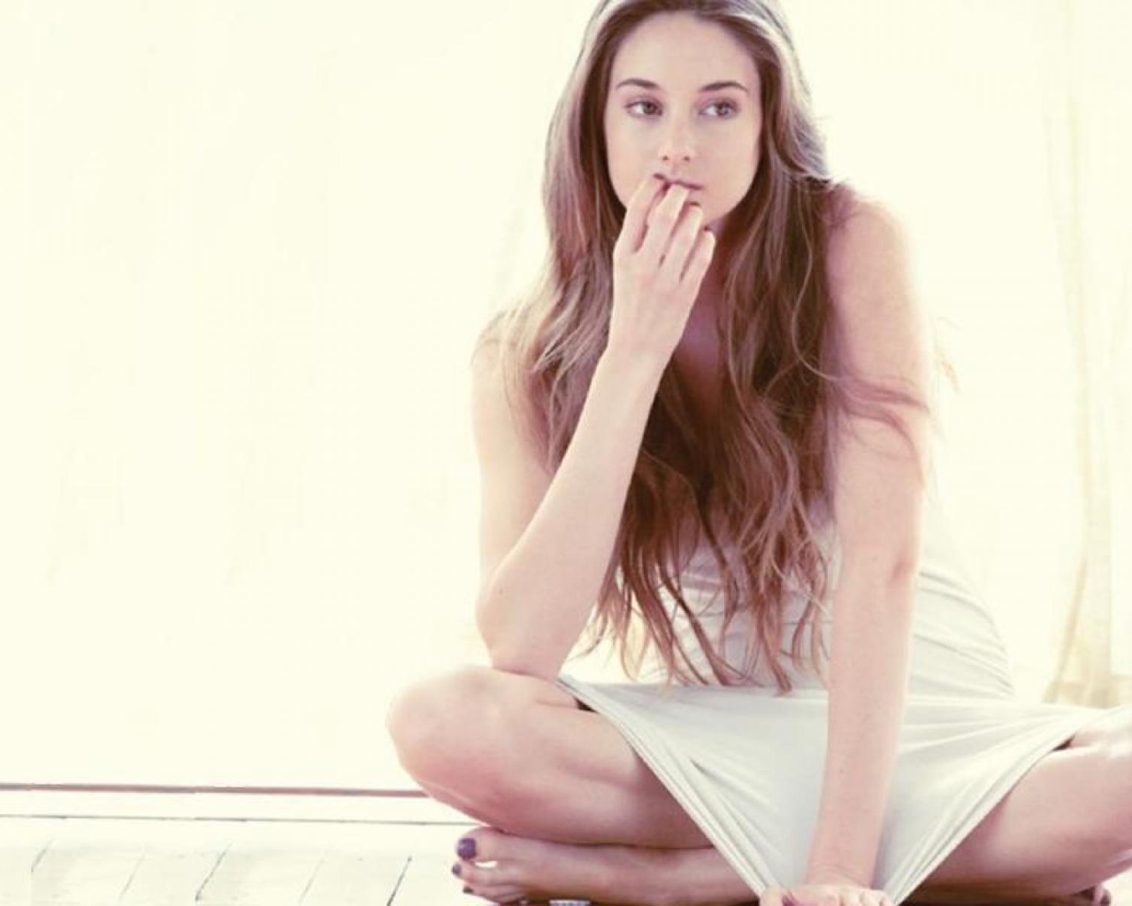 Знаменитая Шейлин Вудли