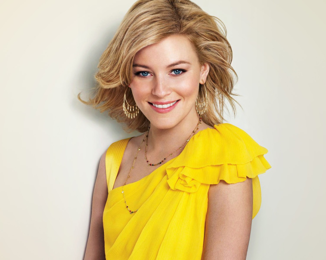 Популярная супермодель Элизабет Бэнкс