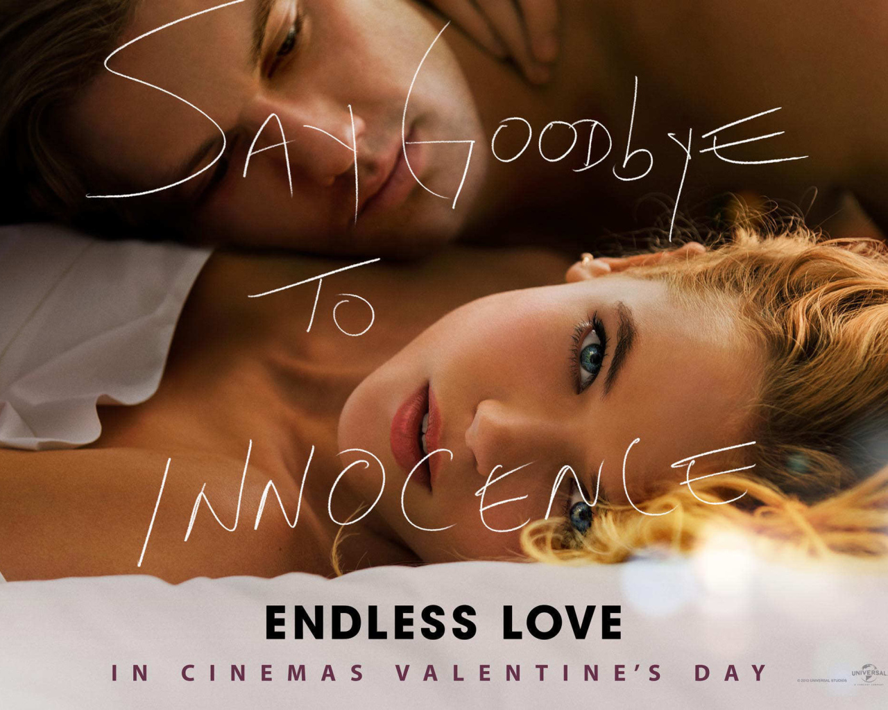 Красивая Эмма Ригби