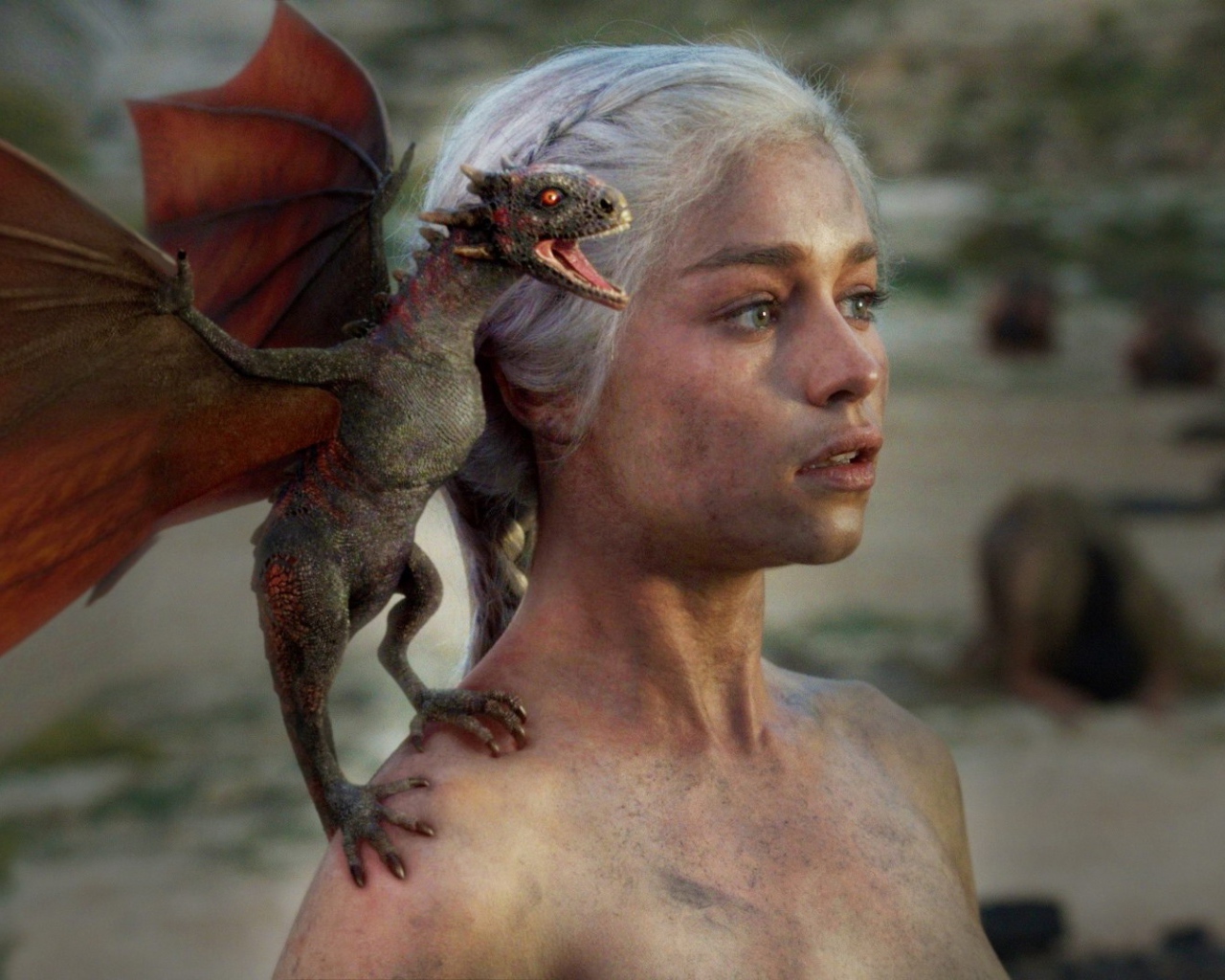 Модель Эмилия Кларк