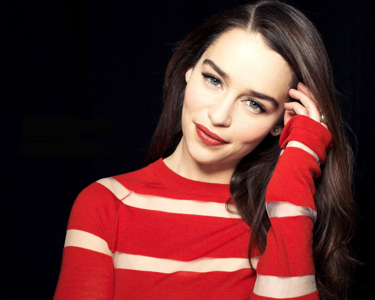 Известная модель Эмилия Кларк