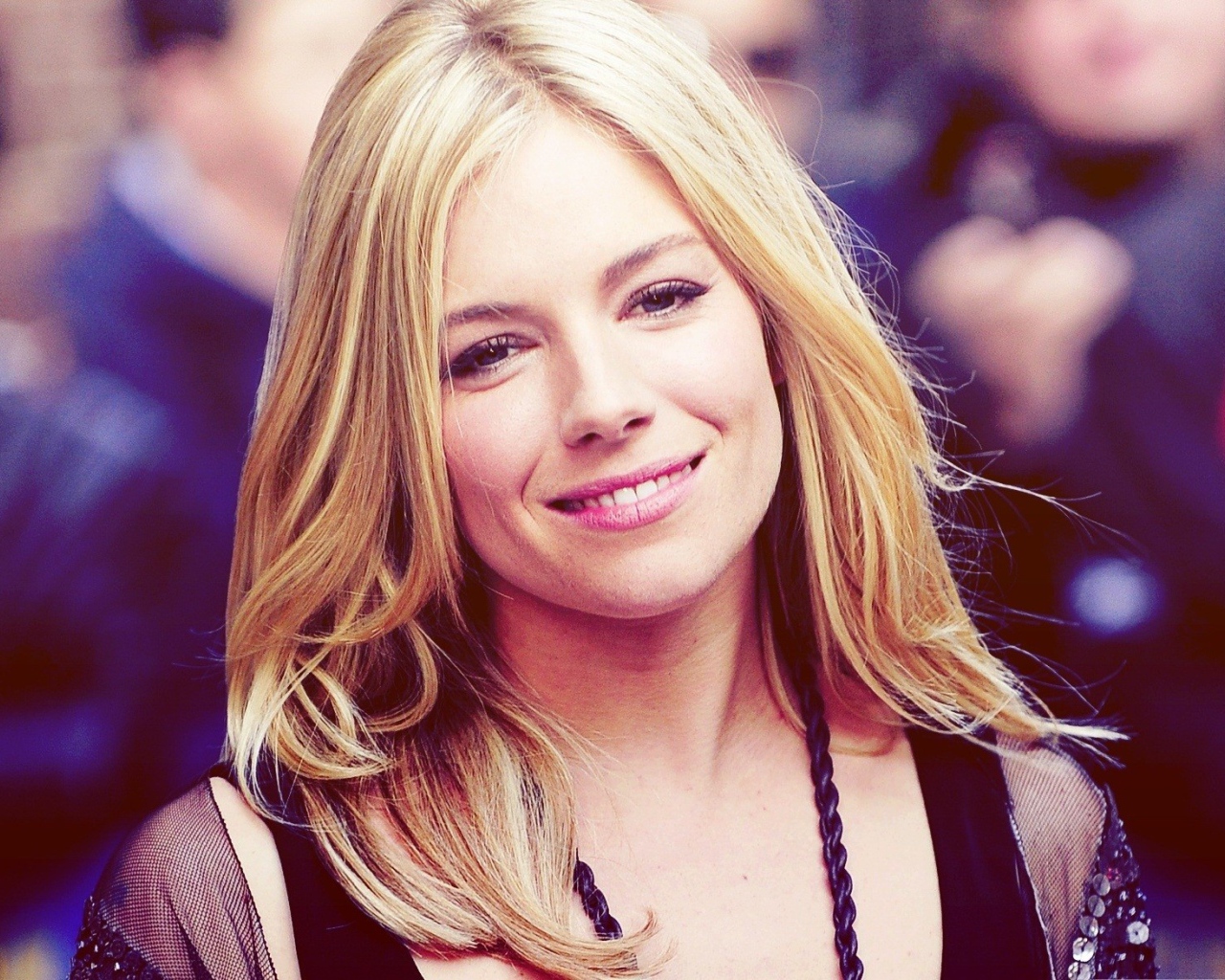 Модель Дакота Джонсон