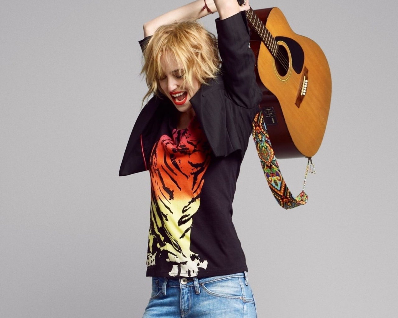 Супермодель Дакота Джонсон