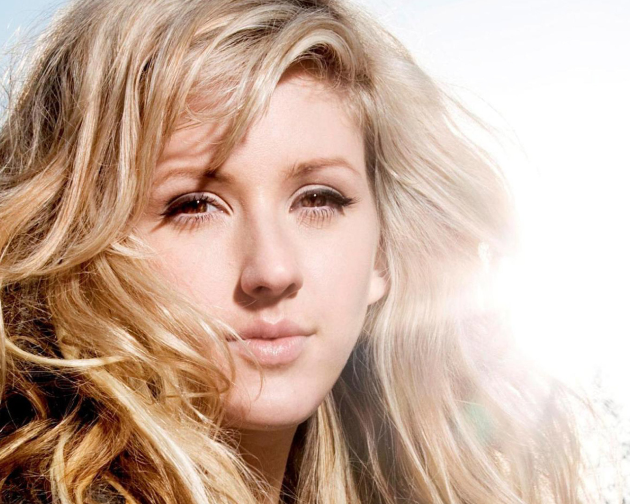 Красивая актриса Дакота Джонсон