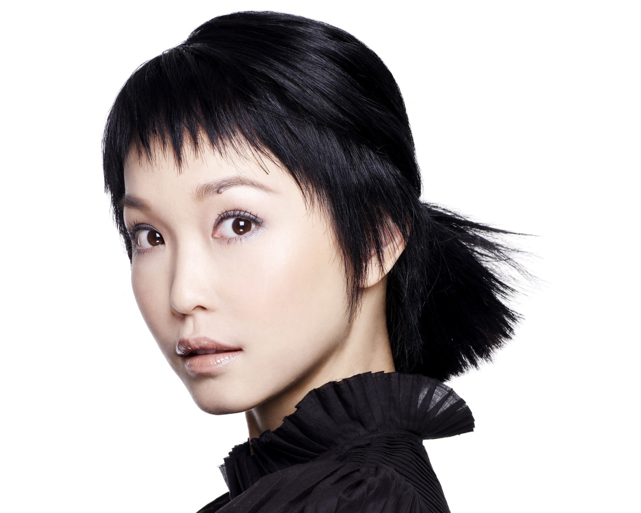 Популярная супермодель Фэнн Вонг