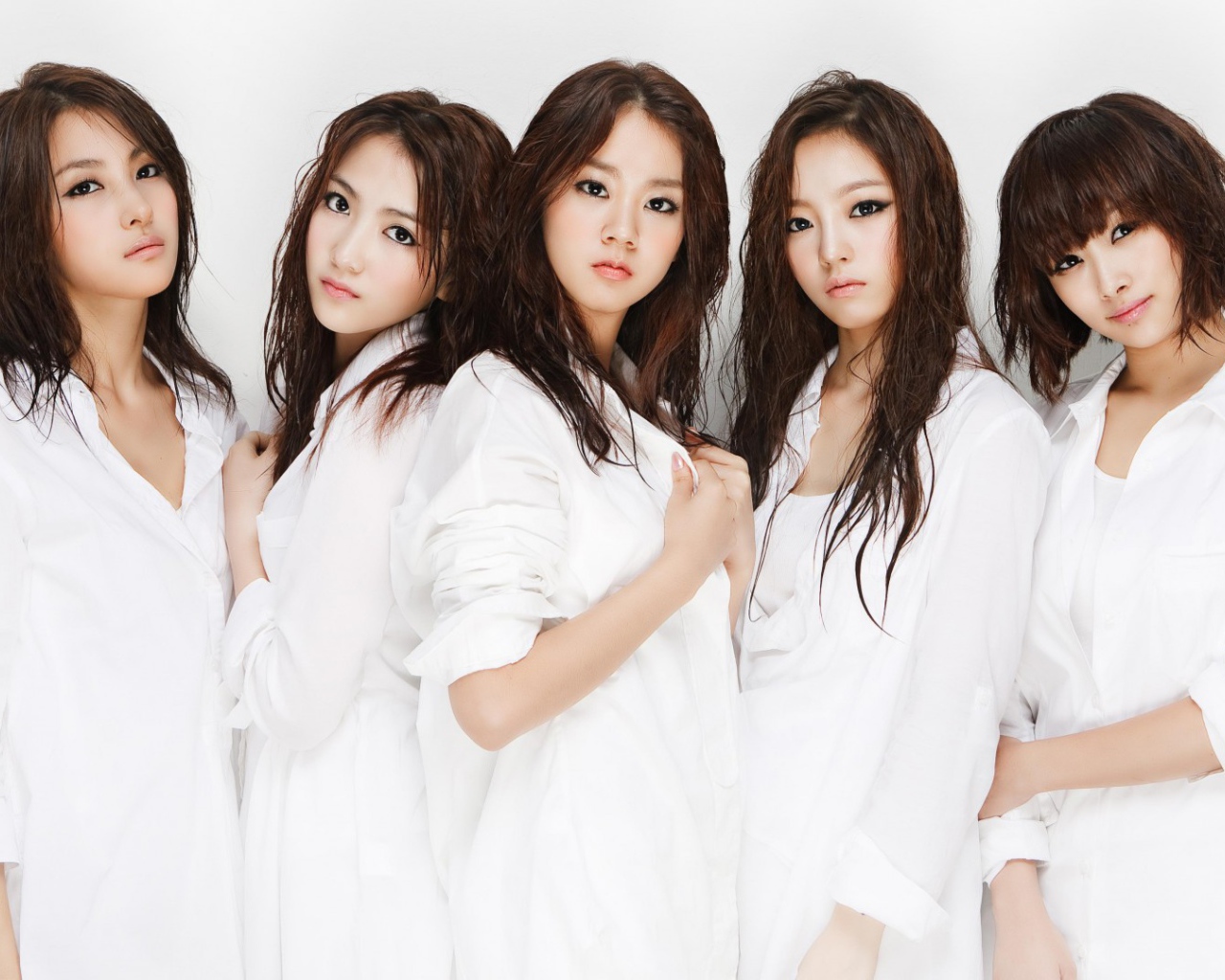 Японки в белом