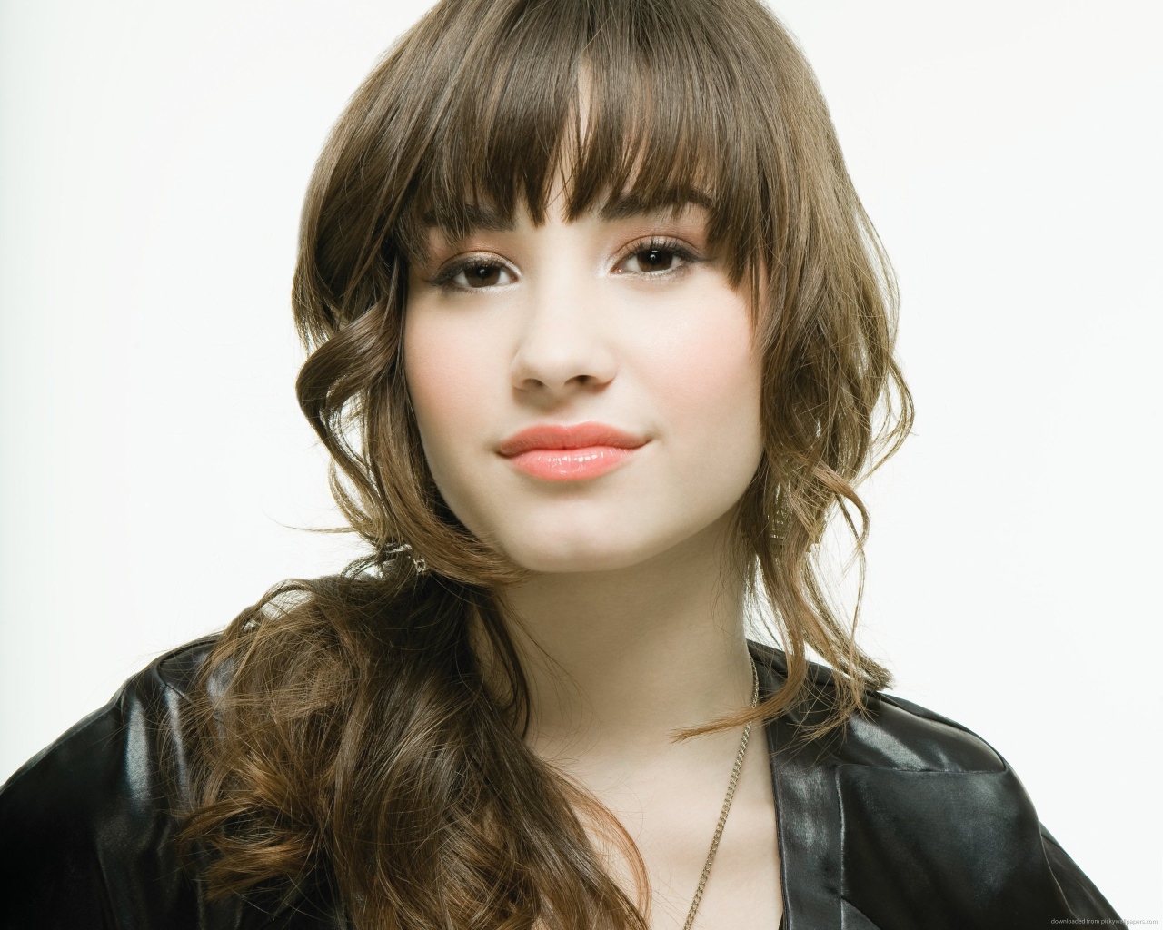 Модель Деми Ловато