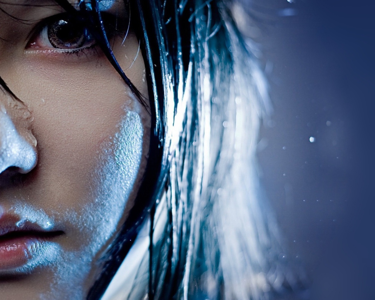 Девушка под дождем