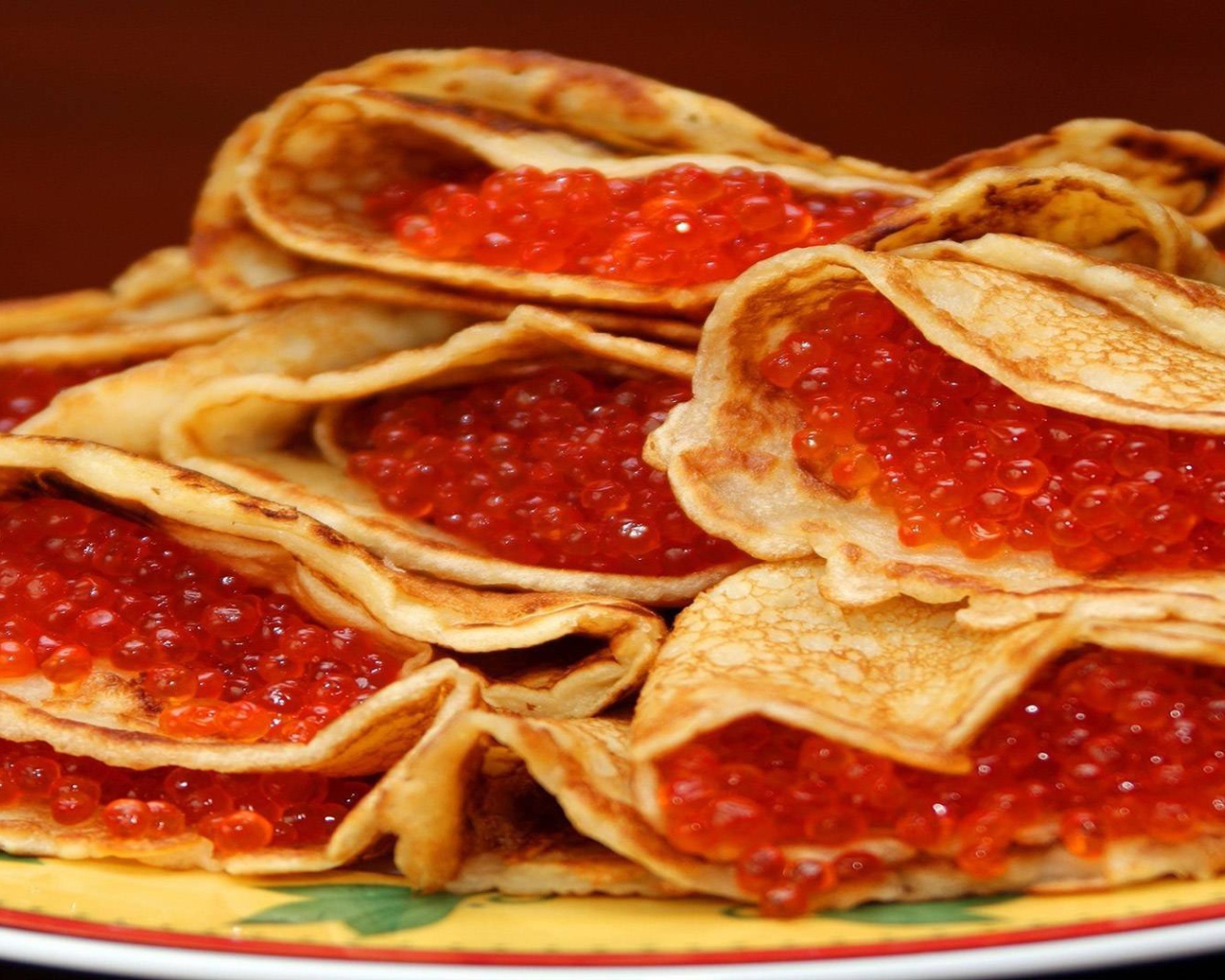 Праздничное угощение на Масленицу