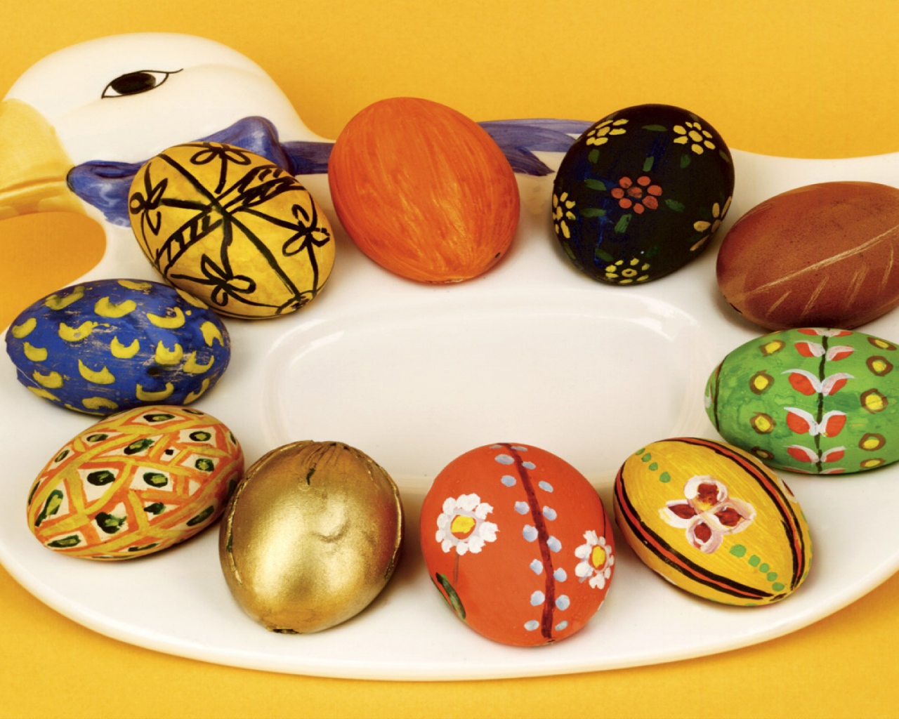 Яйца на утке на Пасху