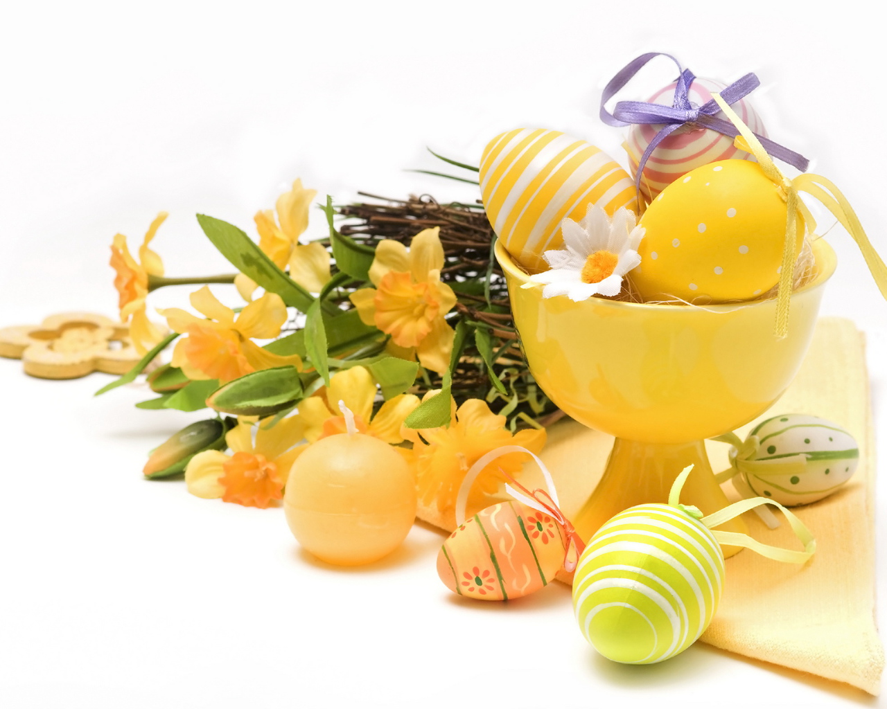 Желтый пасхальный букет на Пасху