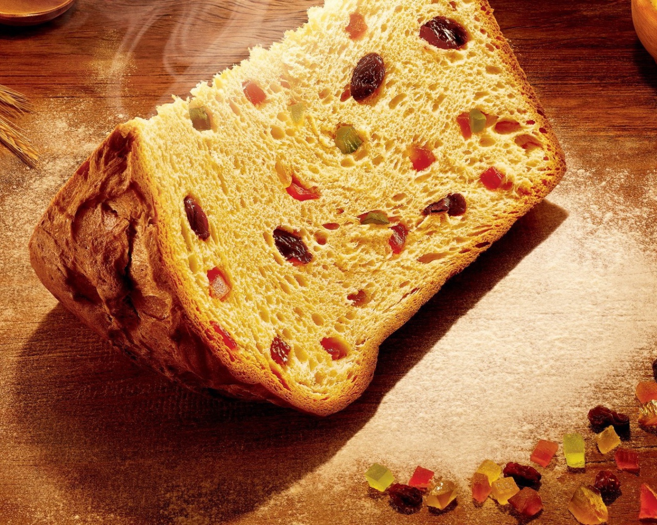 Пасхальный пирог с изюмом