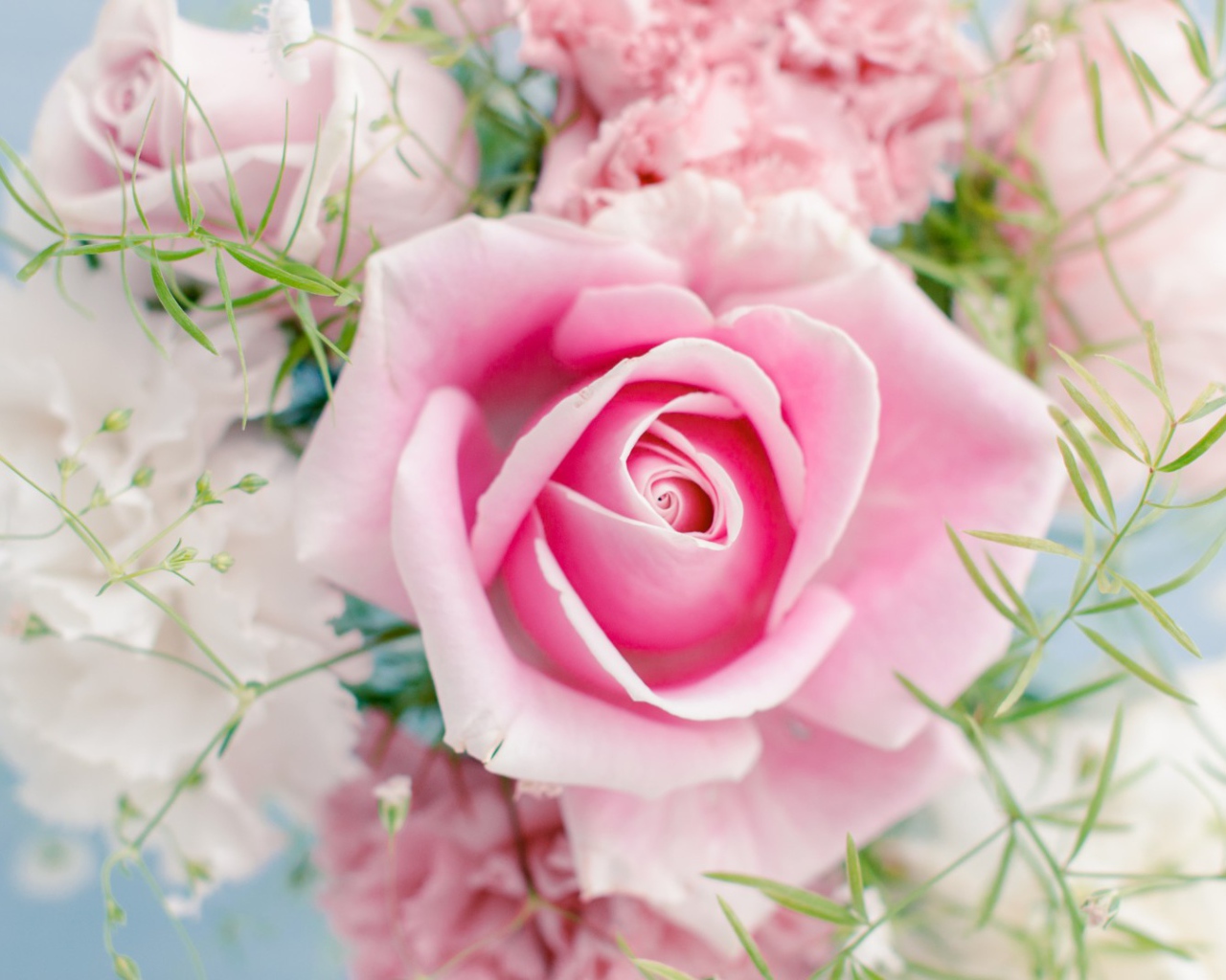 Великолепный букет на 8 марта