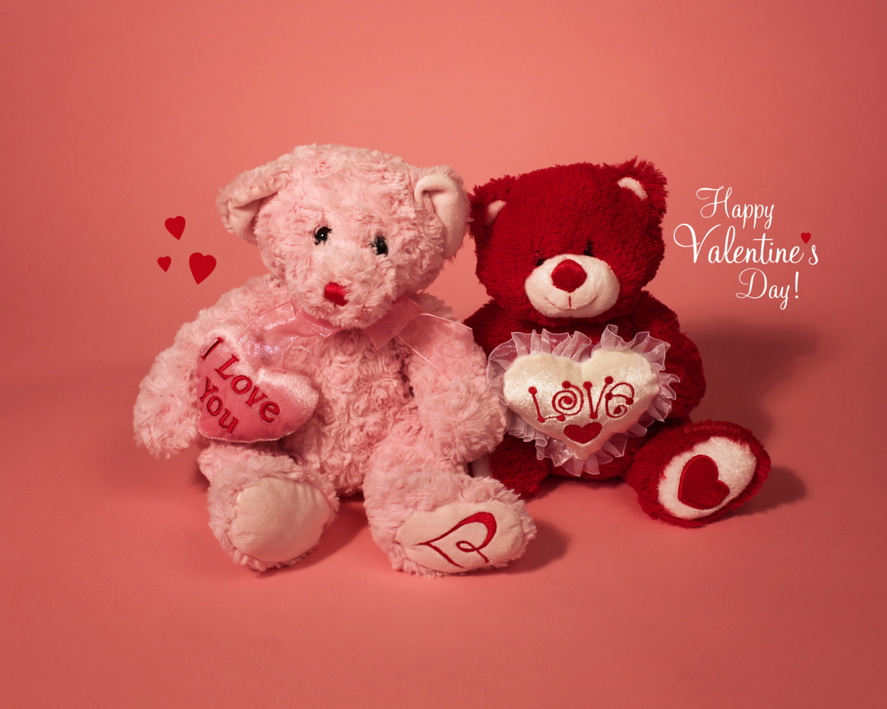 Два медвежонка на День Святого Валентина 14 февраля