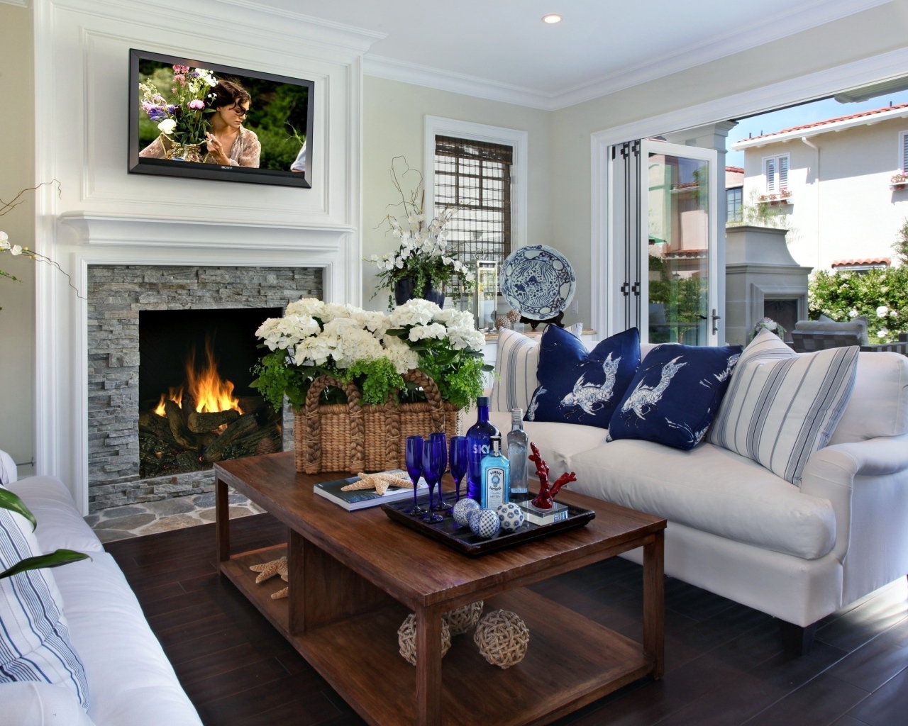 Комната с камином