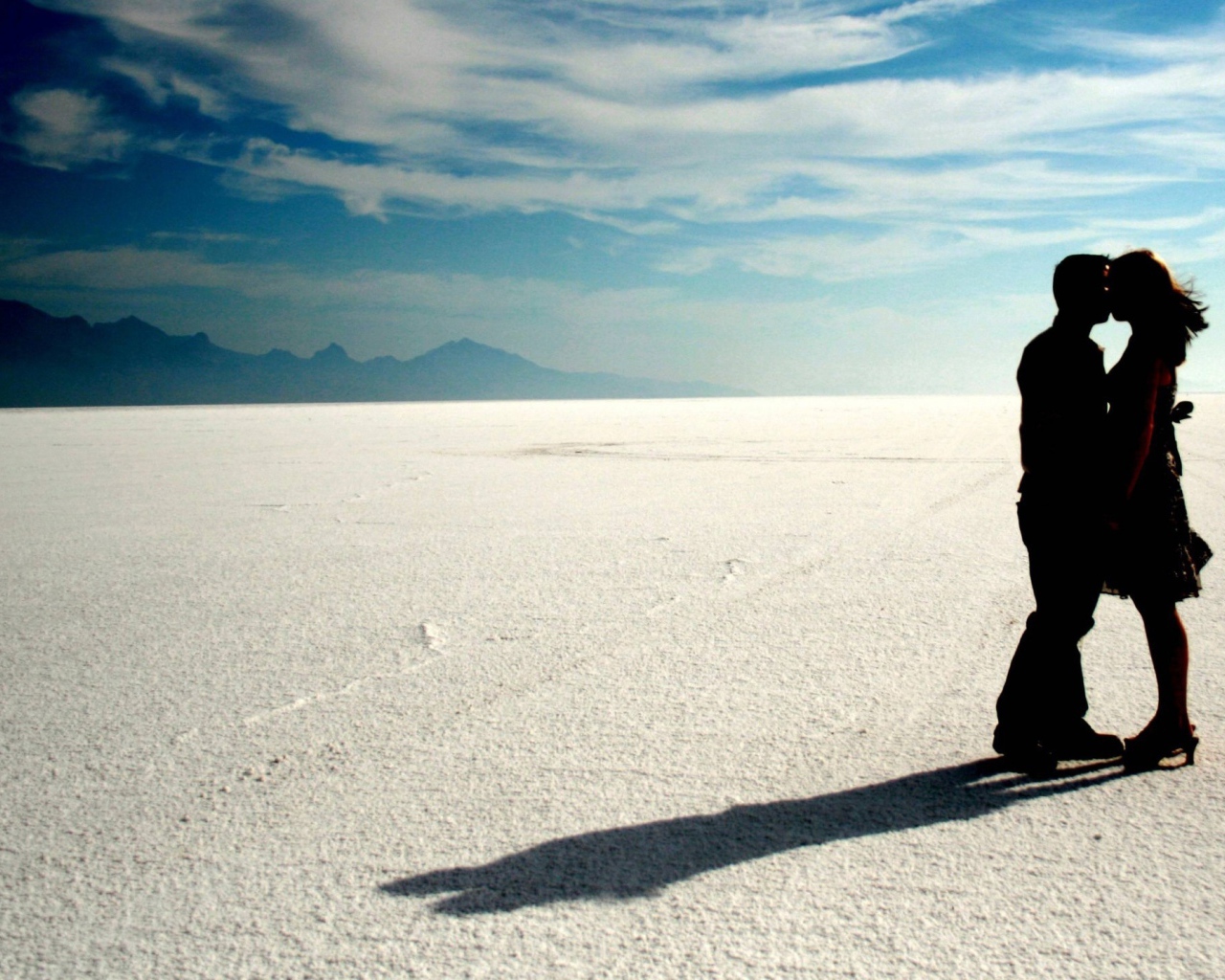 Поцелуй на пляже