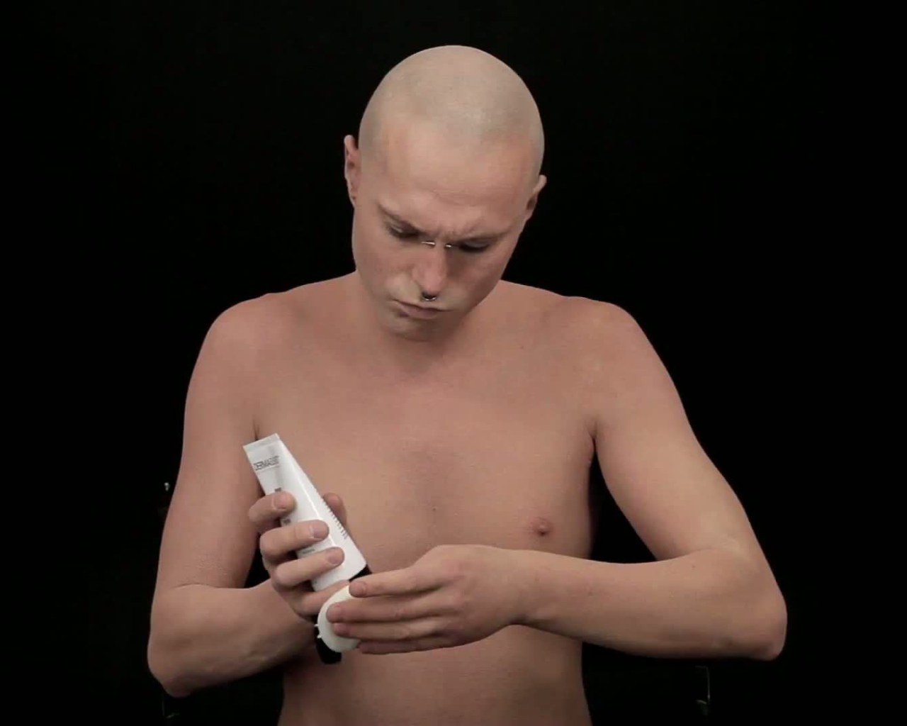 Известный актер Рик Жене