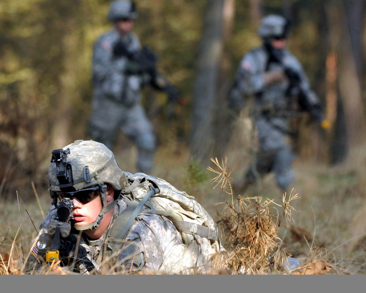Солдат в засаде