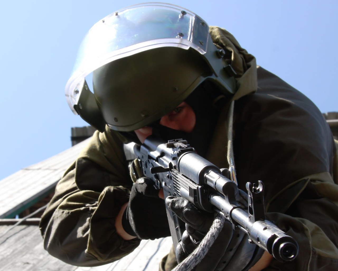 Боец спецназа