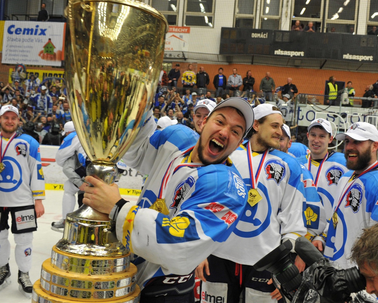 Знаменитый спортсмен Олег Твердовский