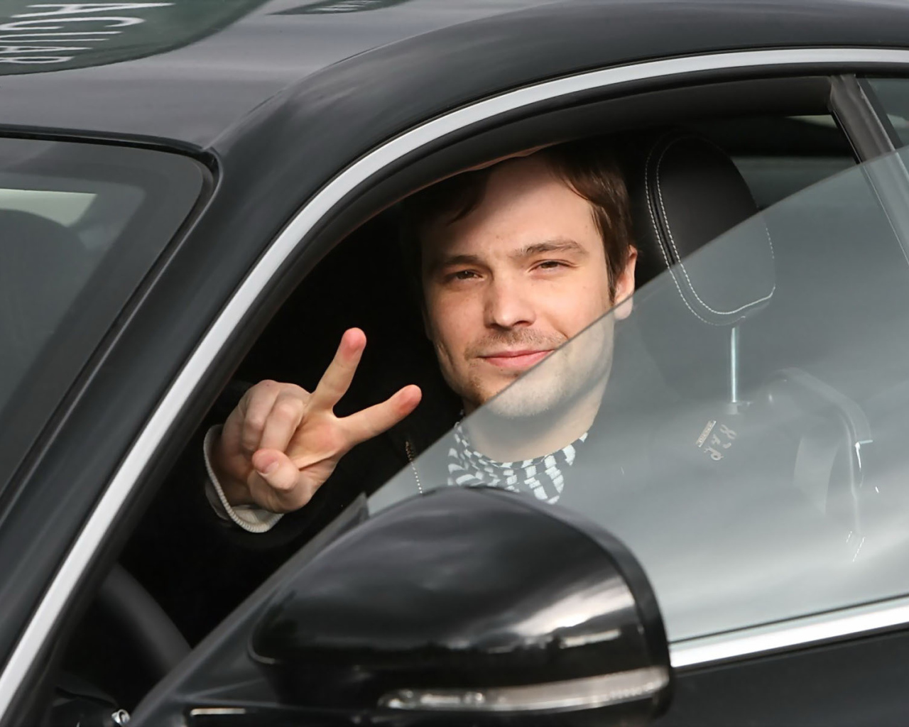 Суперзвезда Алексей Чадов