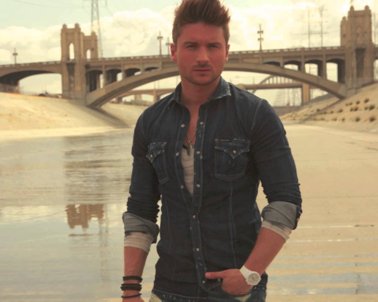 Русская знаменитост Сергей Лазарев