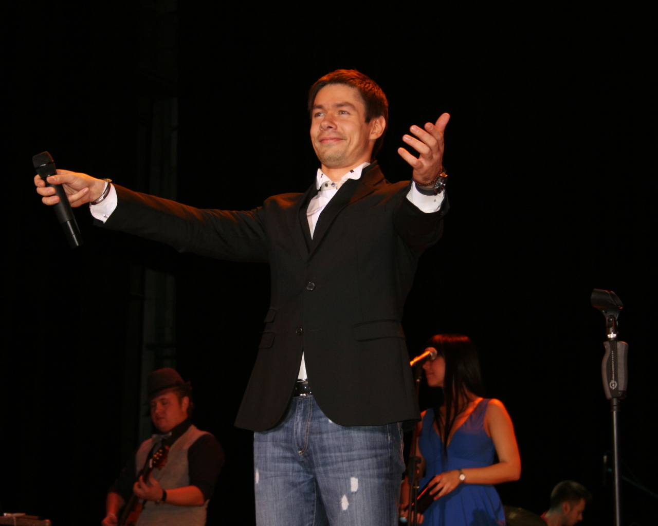 Знаменитая Кинозвезда Стас Пьеха