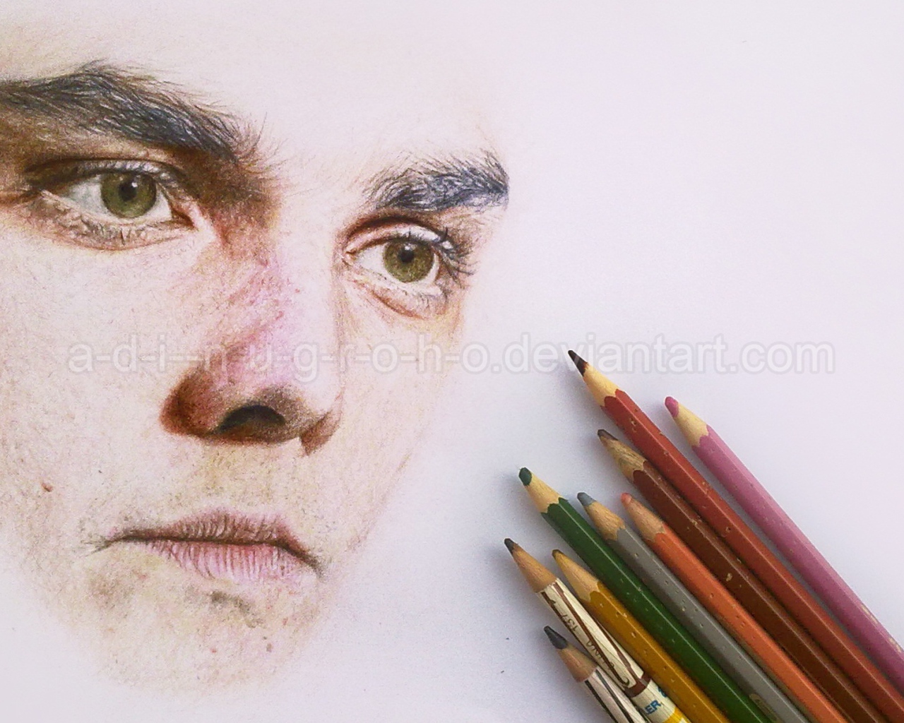 Известный актер Джерард Уэй