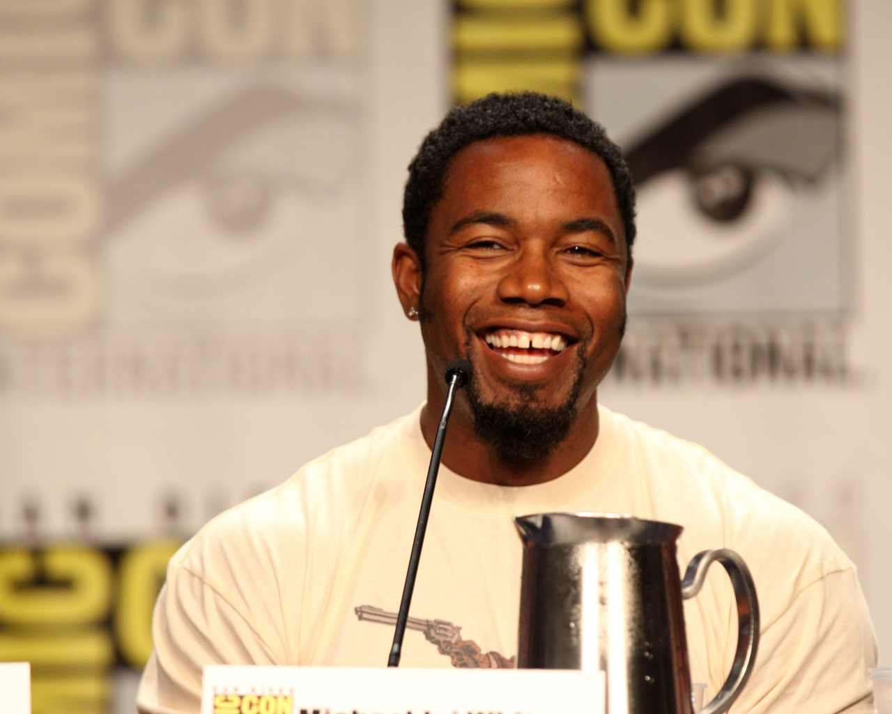 Актер Майкл Джей Уайт