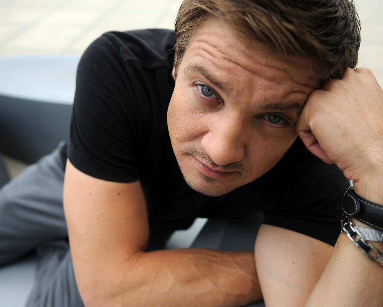 Возлюбленный Джереми Реннер