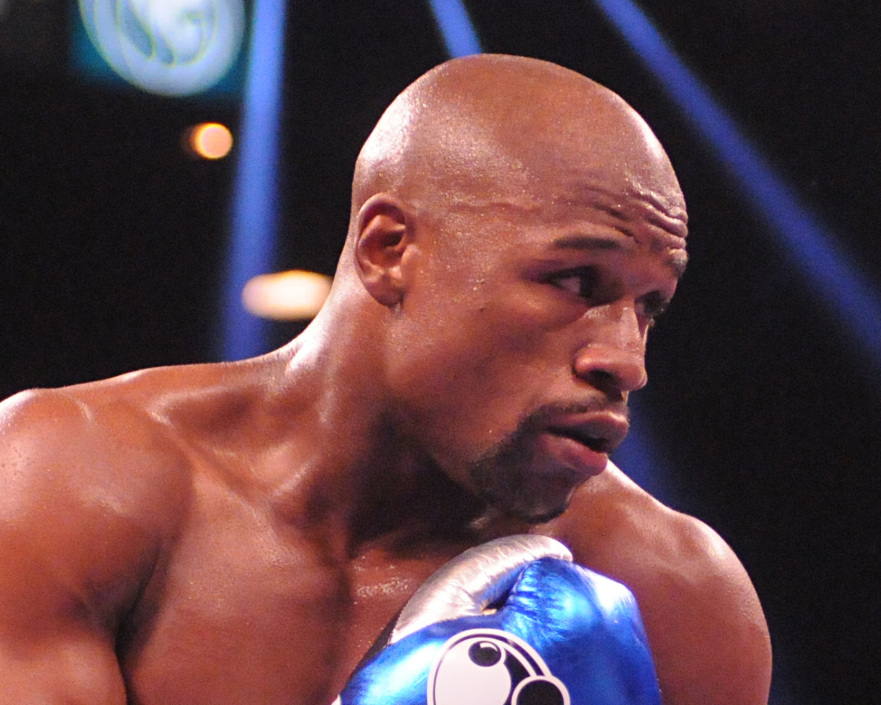 Боксер Флойд Мейвезер