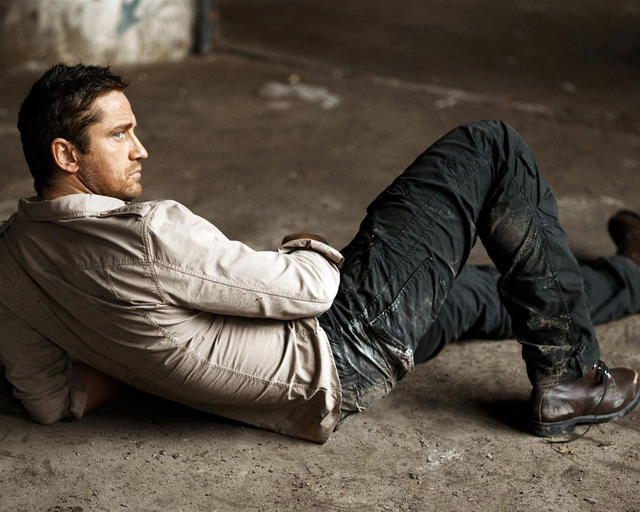 Известный Джерард Батлер