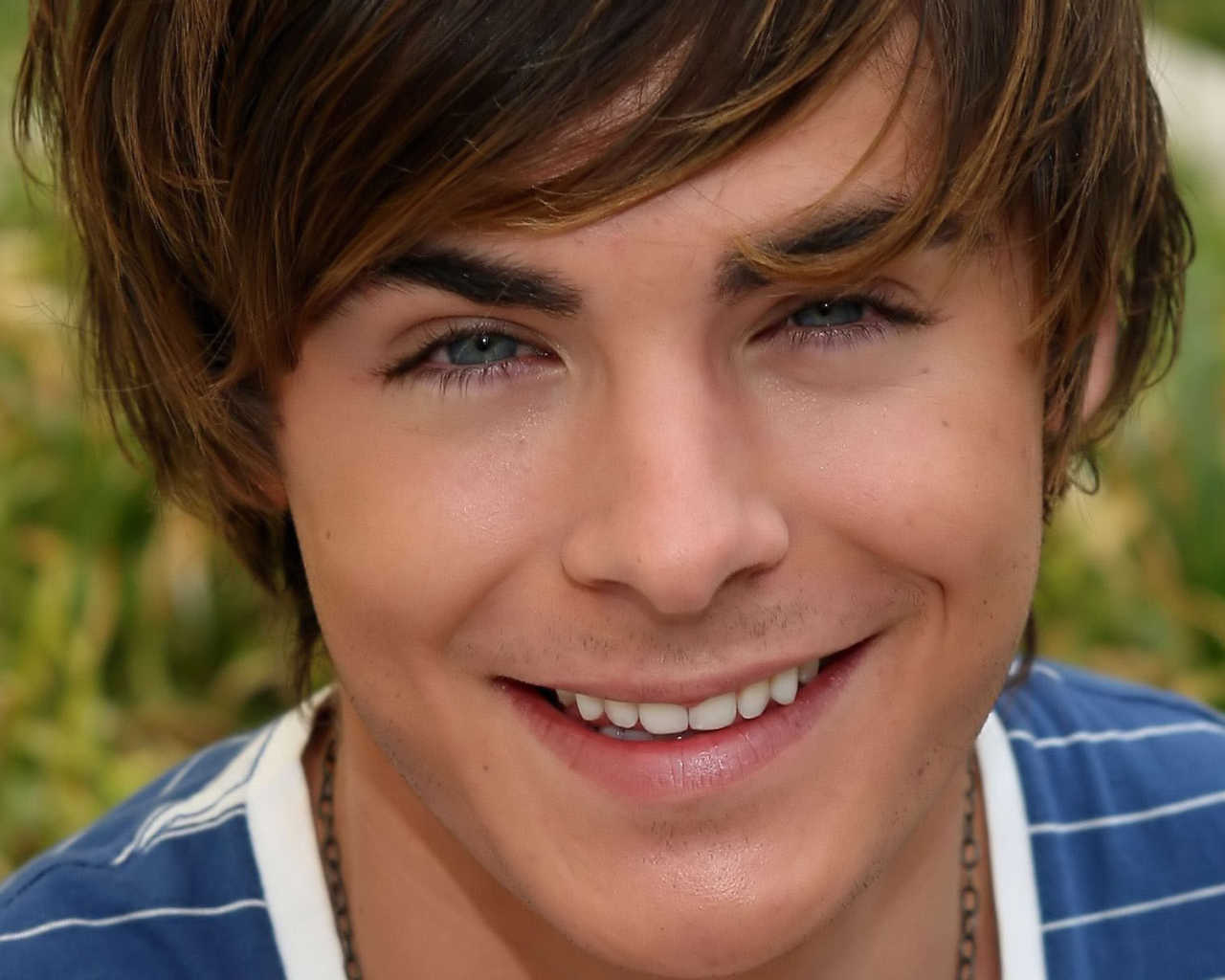 Известный Зак Эфрон