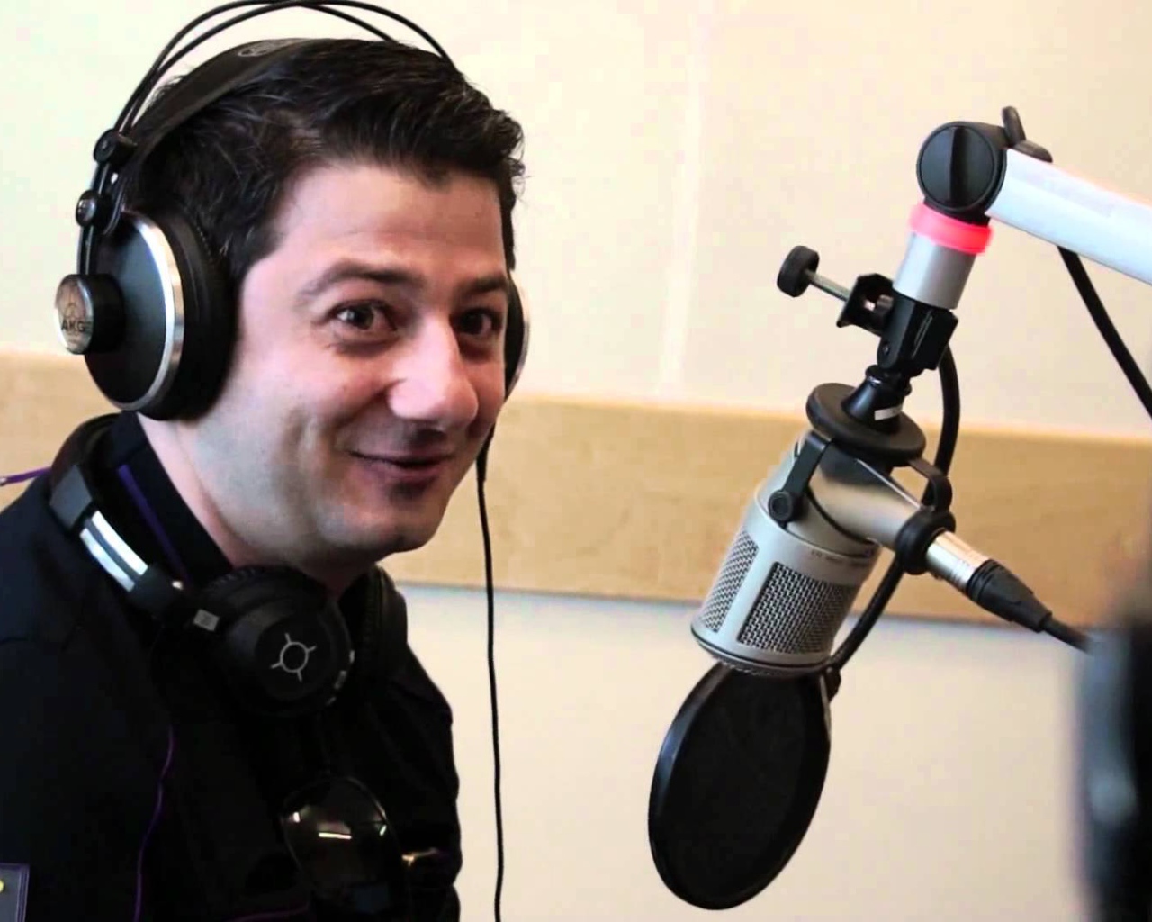 Кинозвезда Михаил Галустян