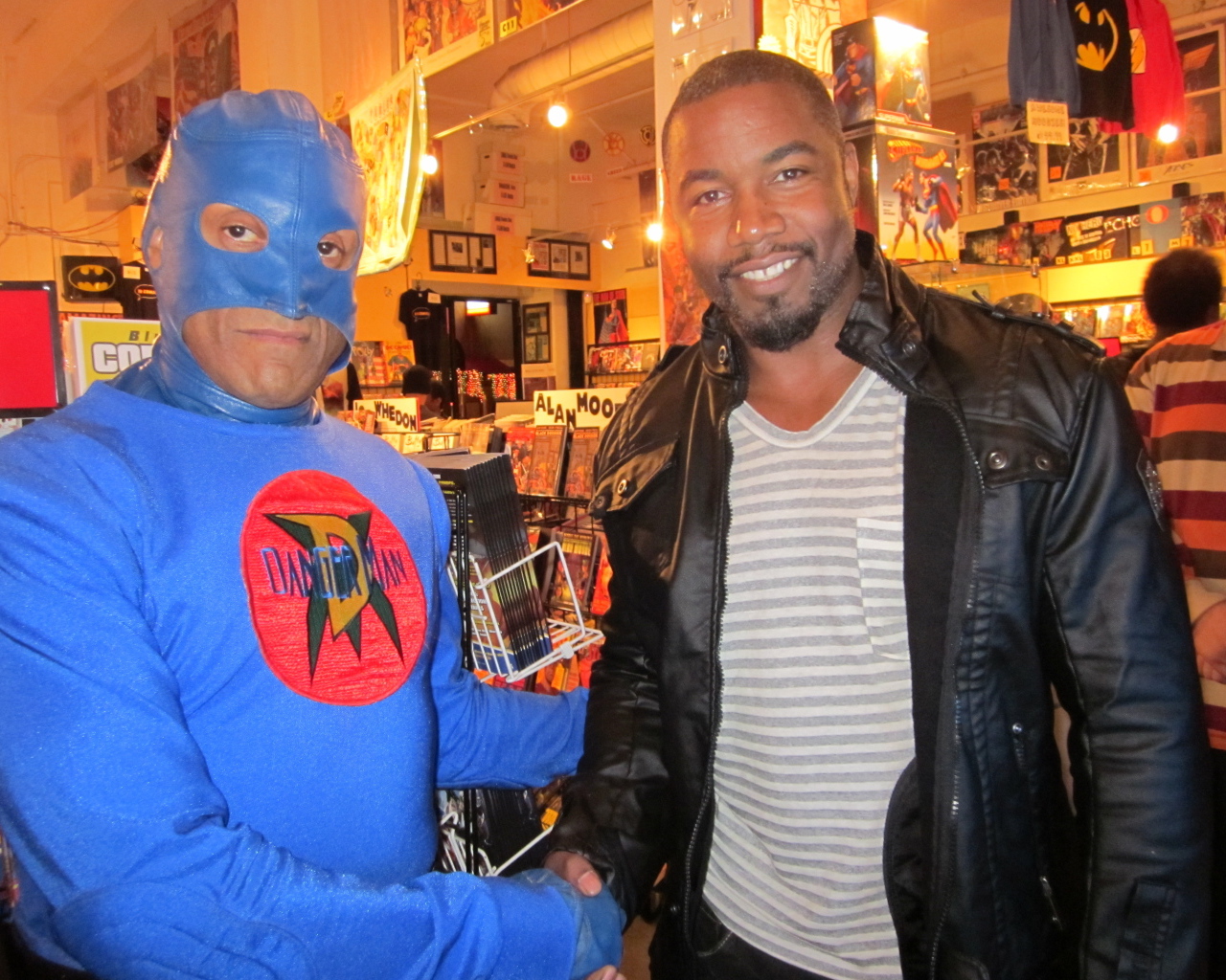 Популярный Майкл Джей Уайт