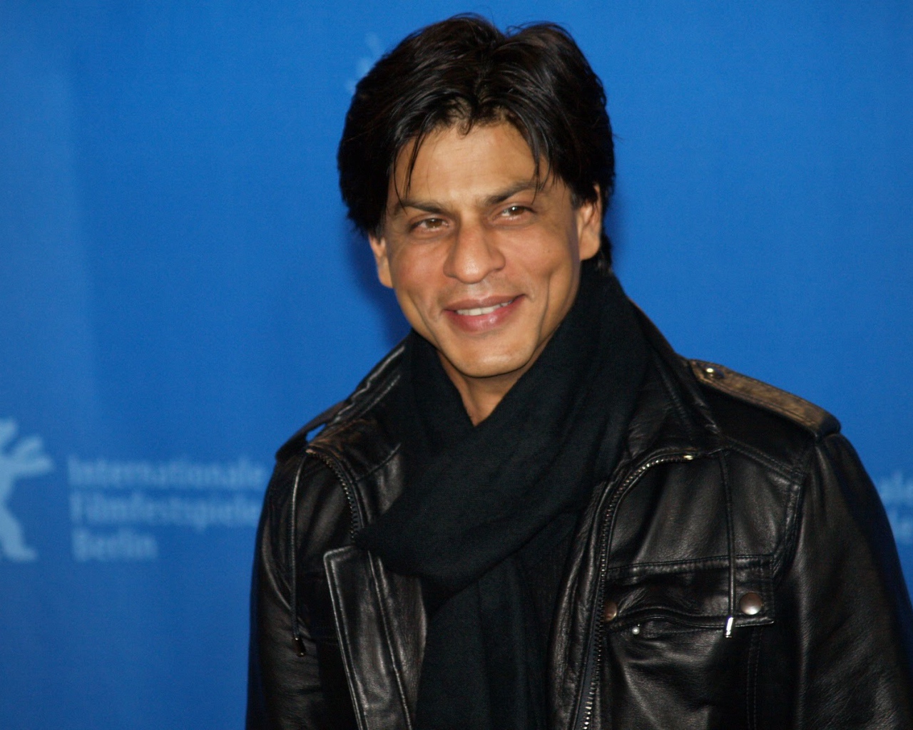 Популярный Шахрукх Кхан