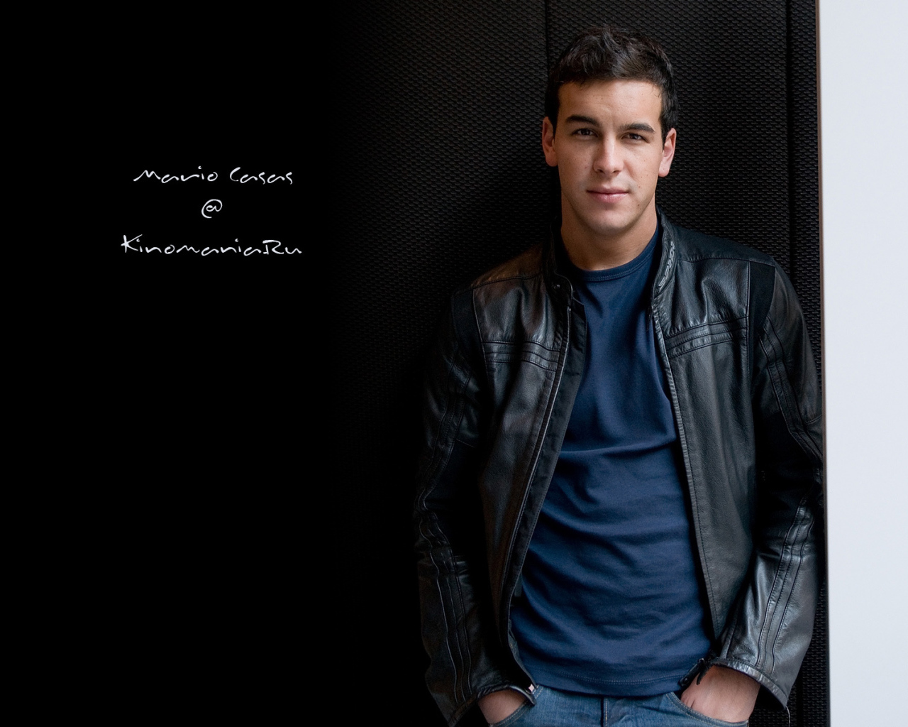 Популярный кино Актер Марио Касас