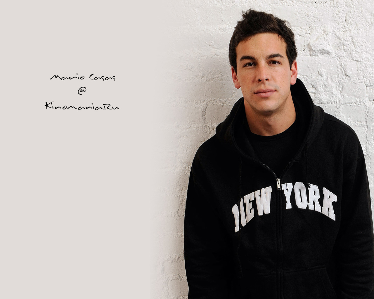 Знаменитый киноактер Марио Касас