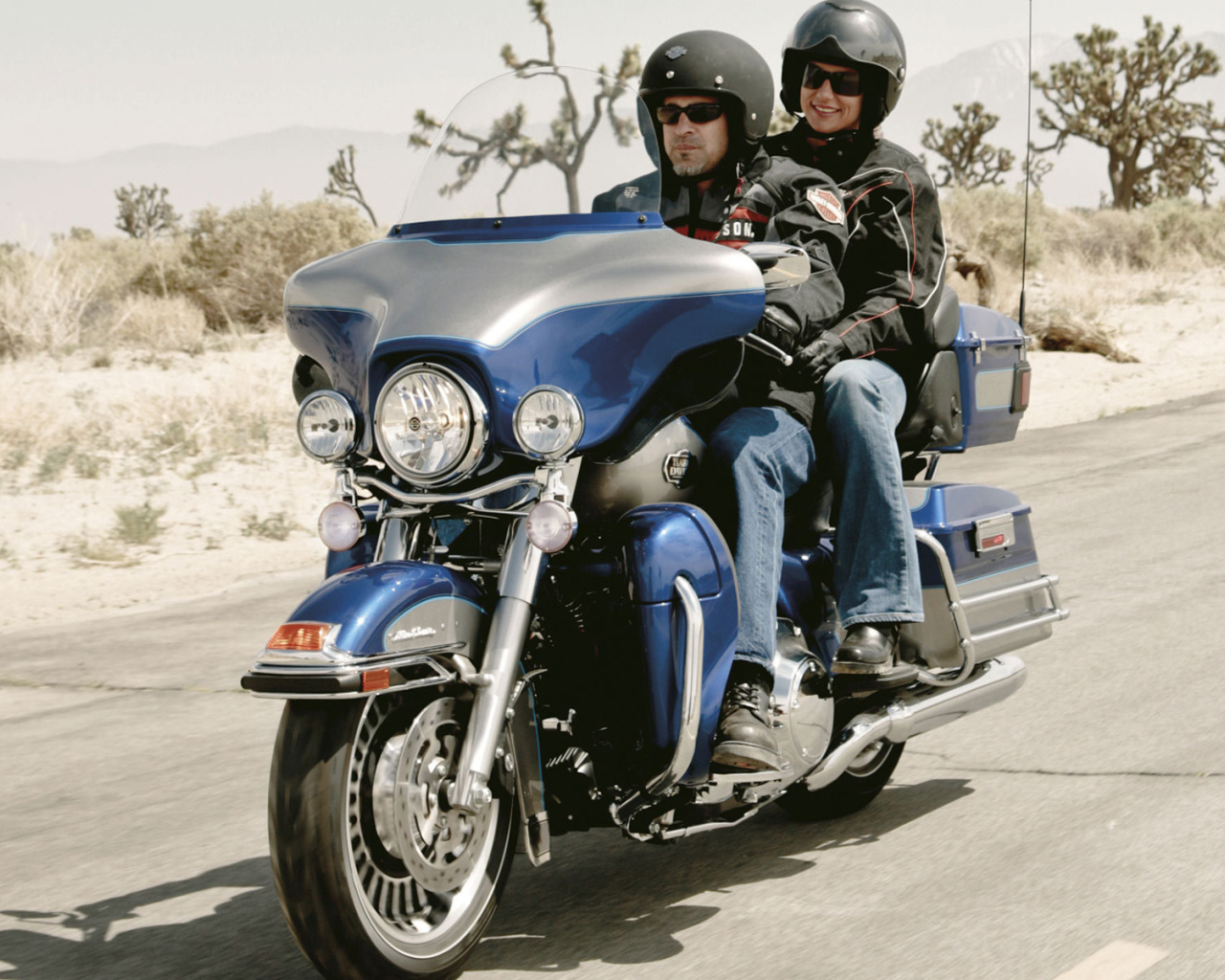 Красивый мотоцикл Harley-Davidson Electra Glide Ultra Classic