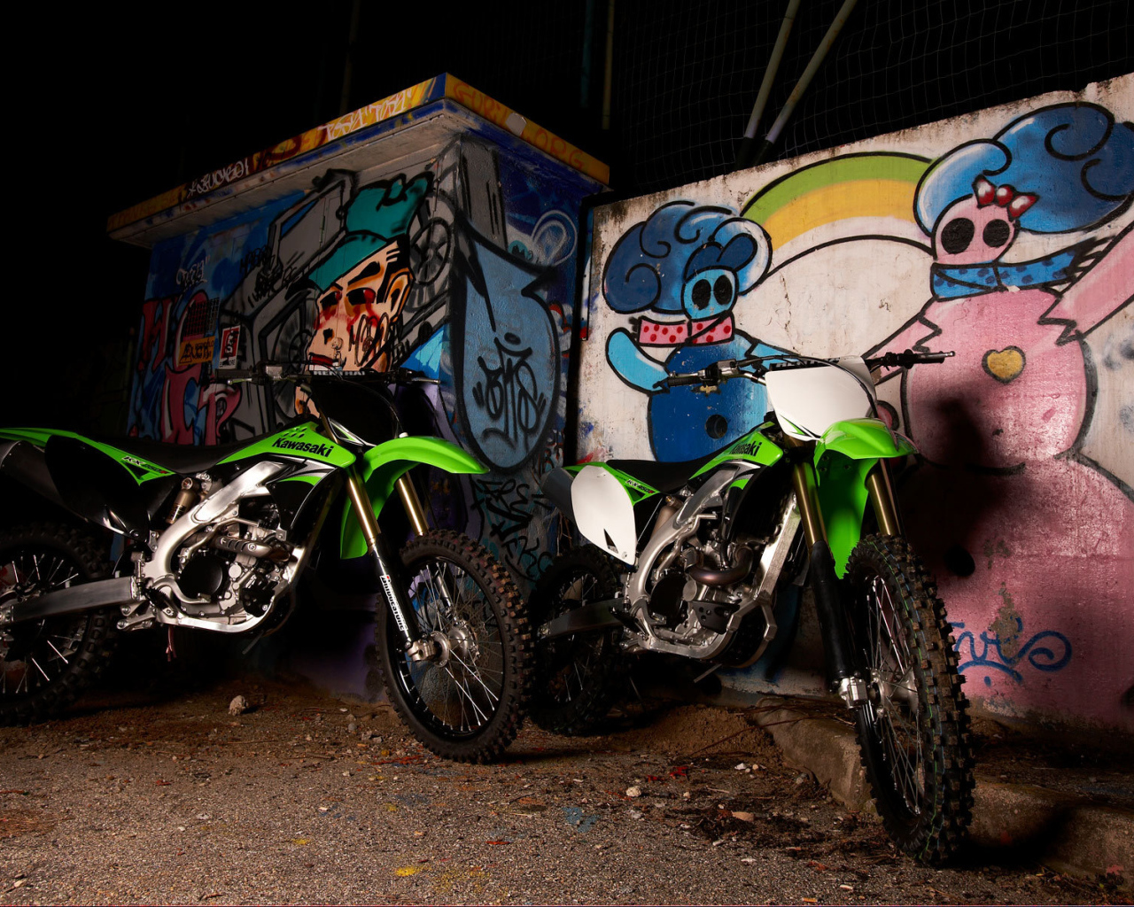 Красивый мотоцикл Kawasaki KX 450 F