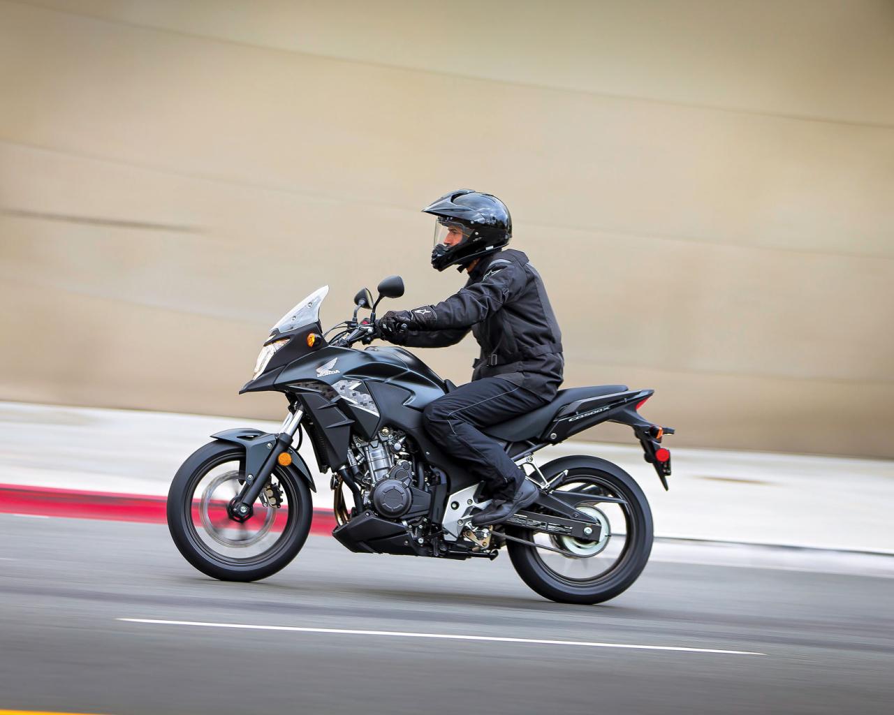 Красивый мотоцикл Новый мотоцикл Honda CB 500 F